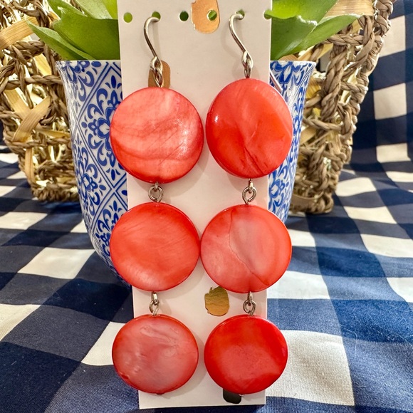 Coral Color Earrings - Picture 2 of 2